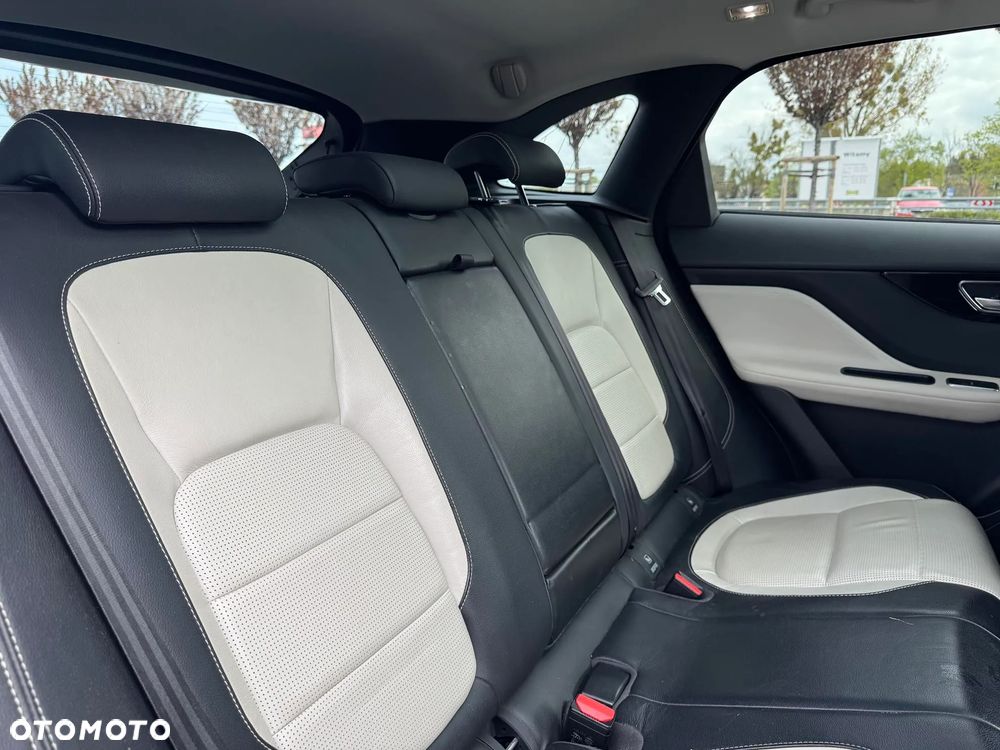Jaguar F-Pace 20d AWD R-Sport - 15