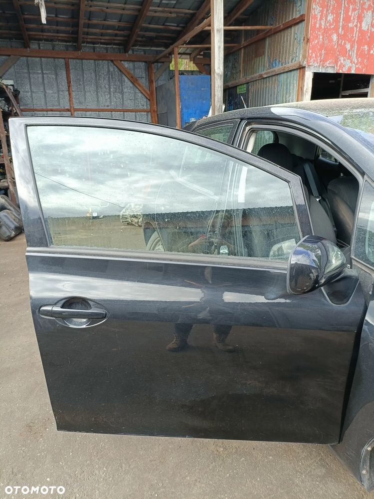 TOYOTA AURIS I 06-09 2007 r. 5D HB 209 drzwi prawy przód przednie PP * - 13