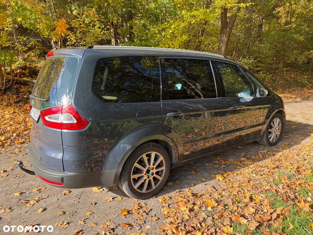 Ford Galaxy 2011 photo 5