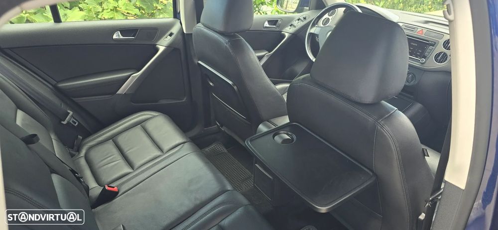 VW Tiguan 1.4 TSI Sport 4Motion - 11