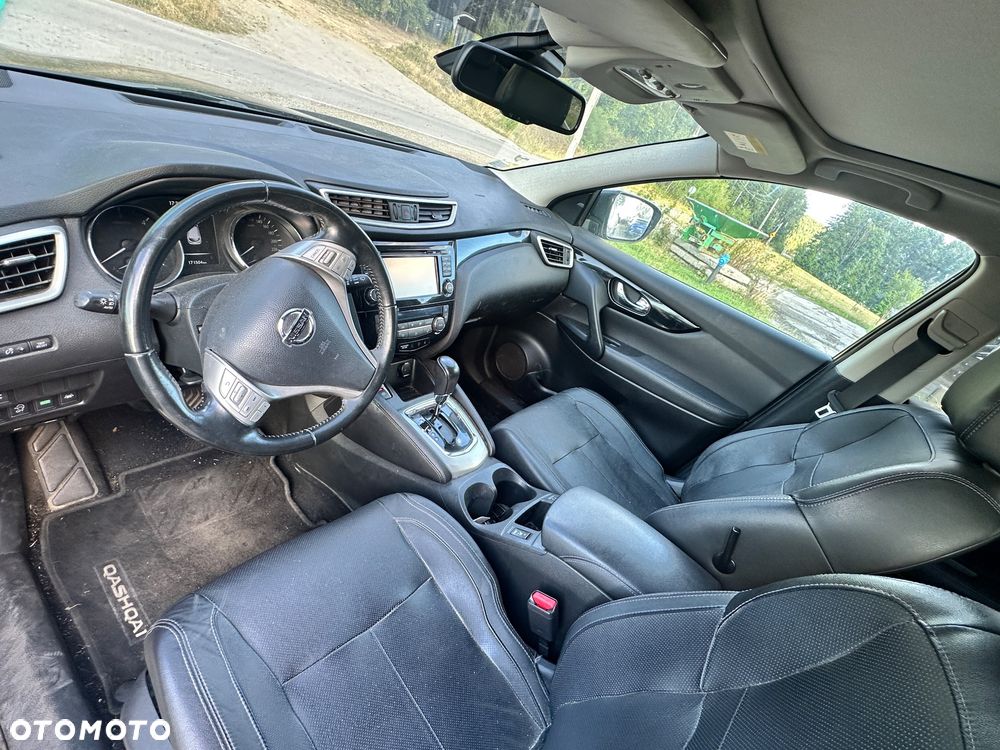 Nissan Qashqai 1.6 dCi Xtronic 360 - 14