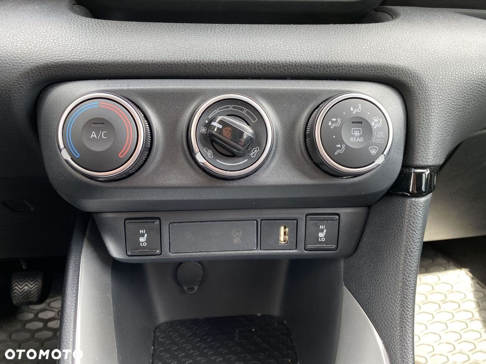 Toyota Yaris - 17