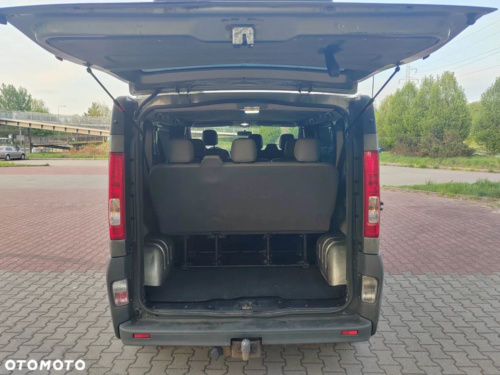 Renault Trafic Passenger L1H1 Expression - 13