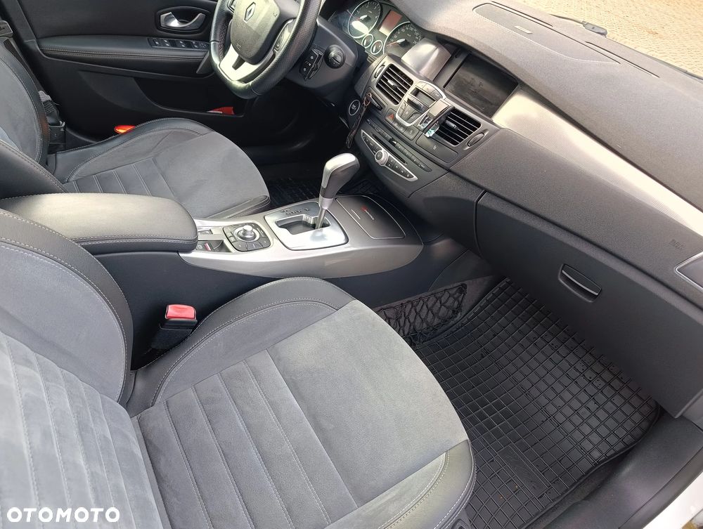 Renault Laguna 2.0 dCi Bose Edition - 10