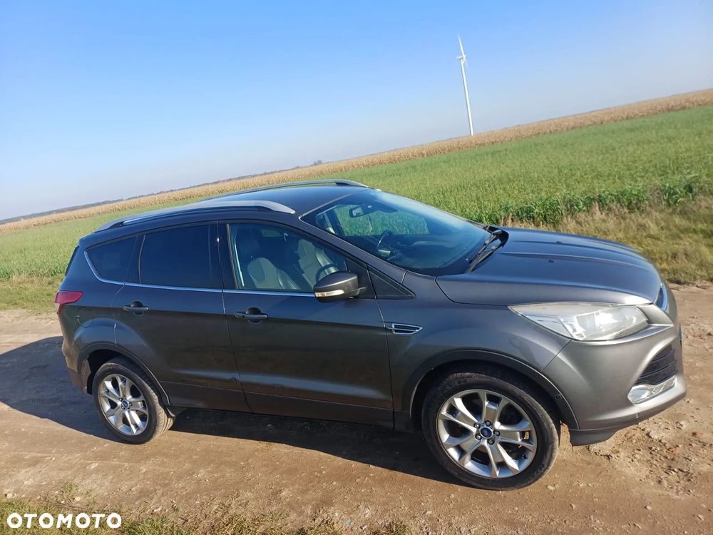 Ford Kuga - 24