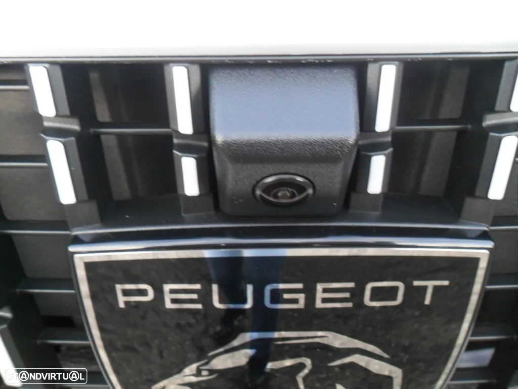 Peugeot 2008 1.2 PureTech Allure Pack - 5