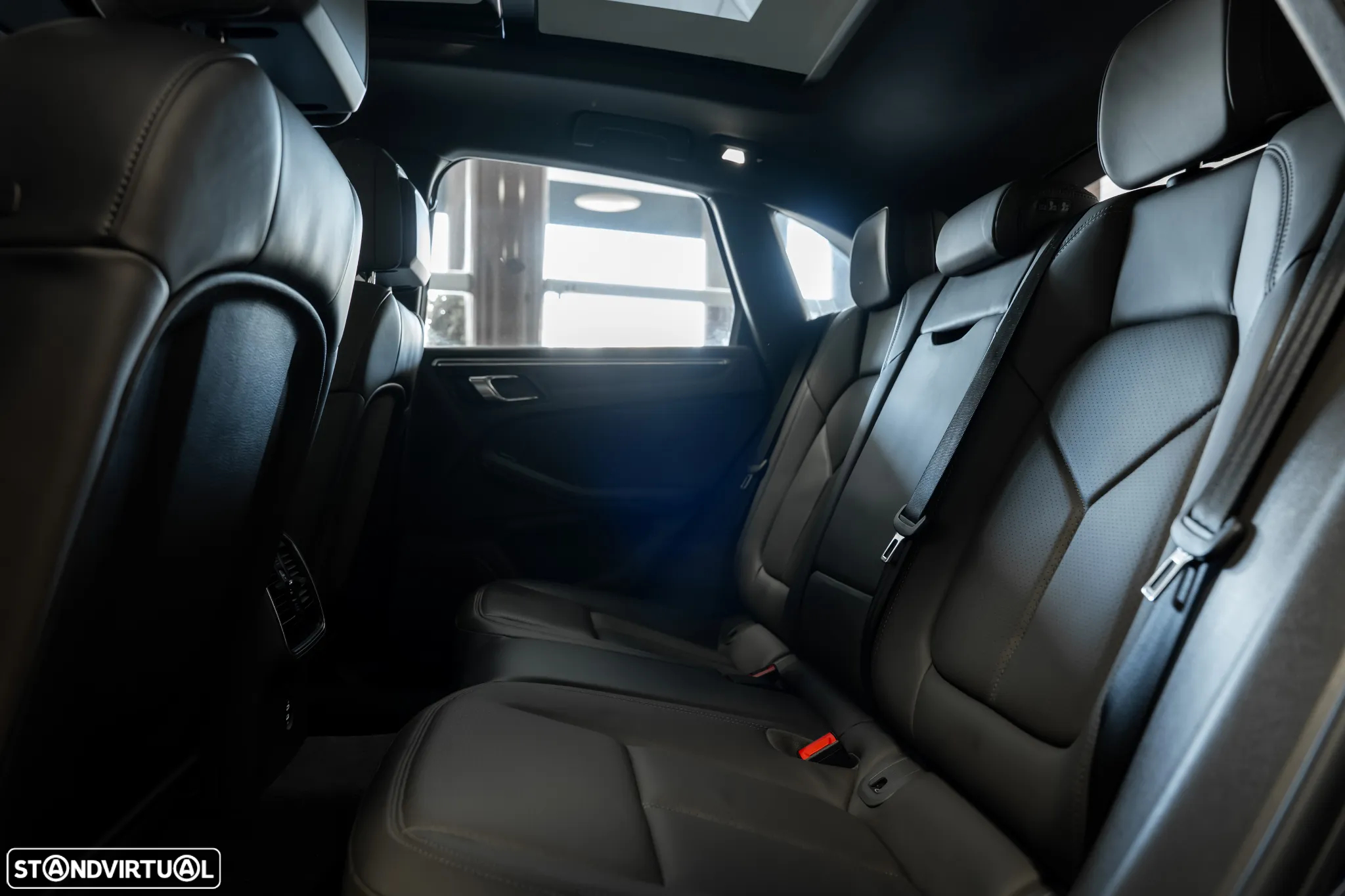 Porsche Macan Standard - 8
