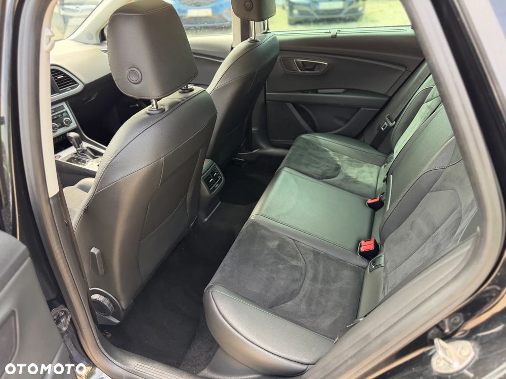 Seat Leon 1.8 TSI Xcellence S&S DSG - 10