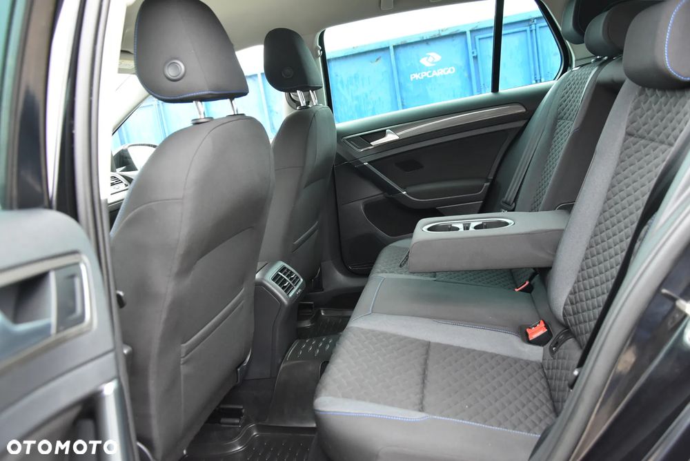 Volkswagen Golf 1.6 TDI Join - 12