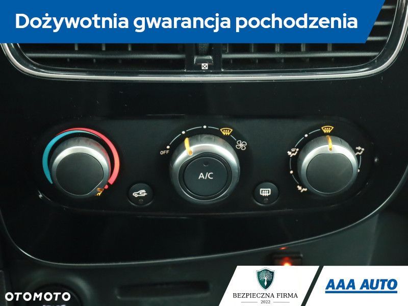 Renault Clio - 12