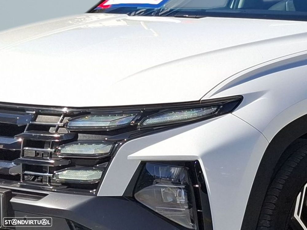 Hyundai Tucson 1.6 T-GDI HEV Vanguard - 3