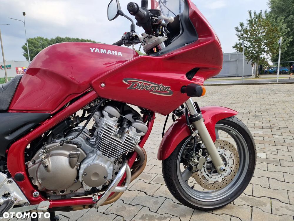 Yamaha XJ - 19