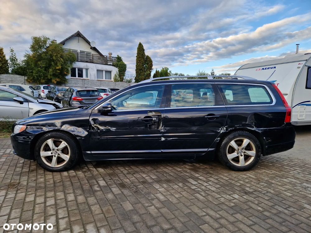 Volvo V70 D2 Summum - 2