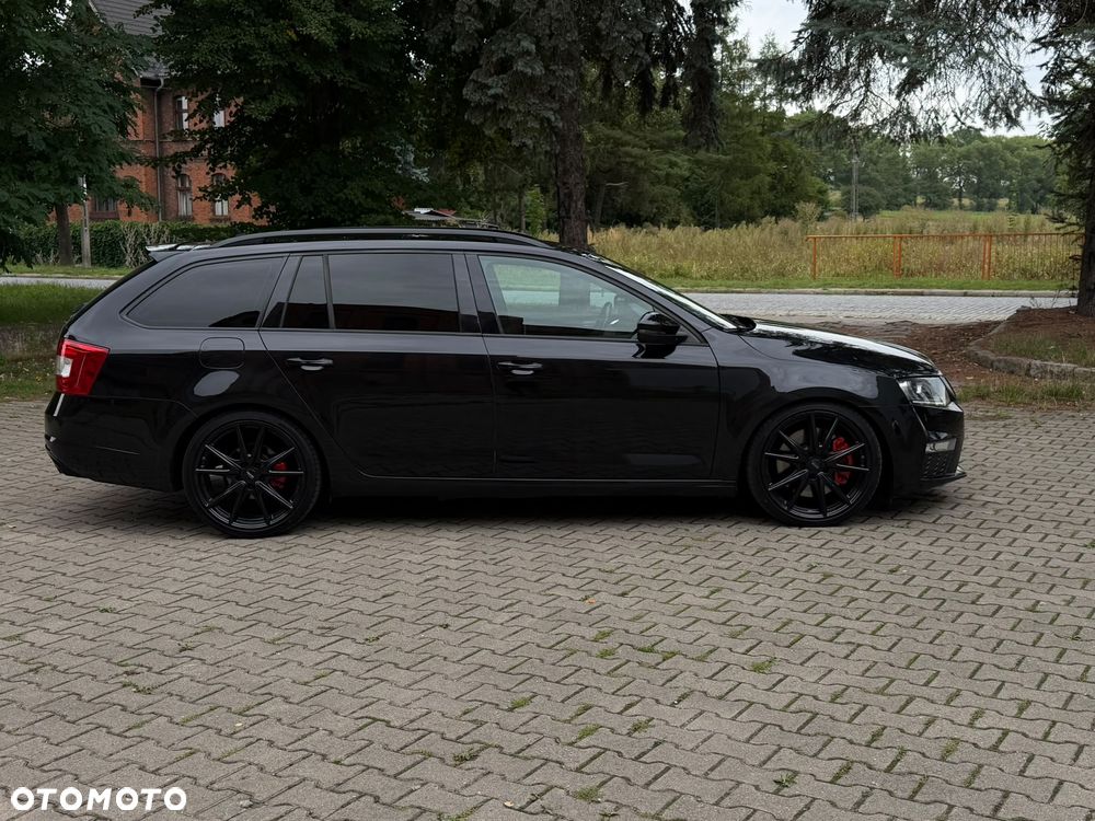 Skoda Octavia 2.0 TDI RS DSG - 5