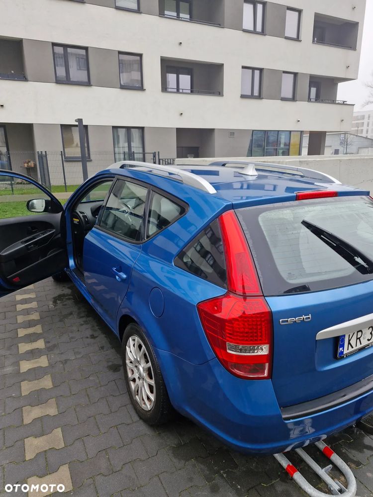 Kia Ceed 1.4 CVVT Attract - 3