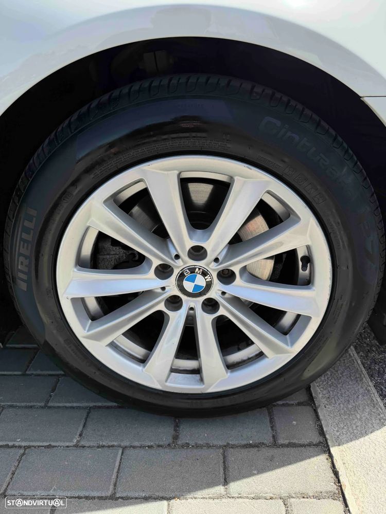 BMW 520 i Auto - 16