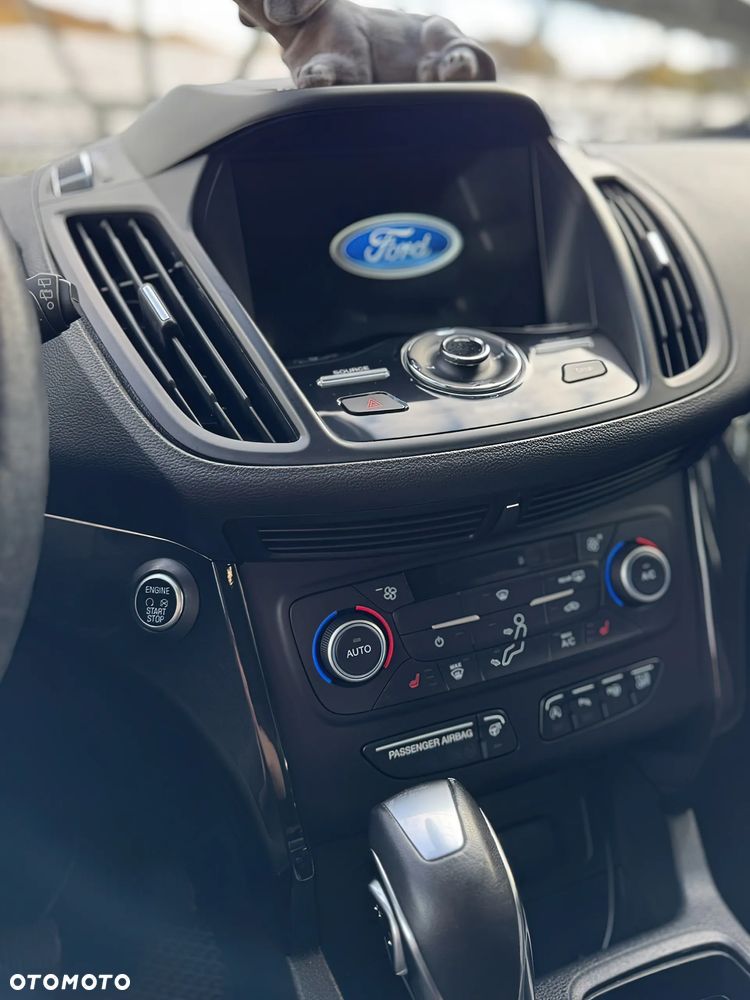 Ford Escape 2.0 EcoBoost AWD Titanium - 13