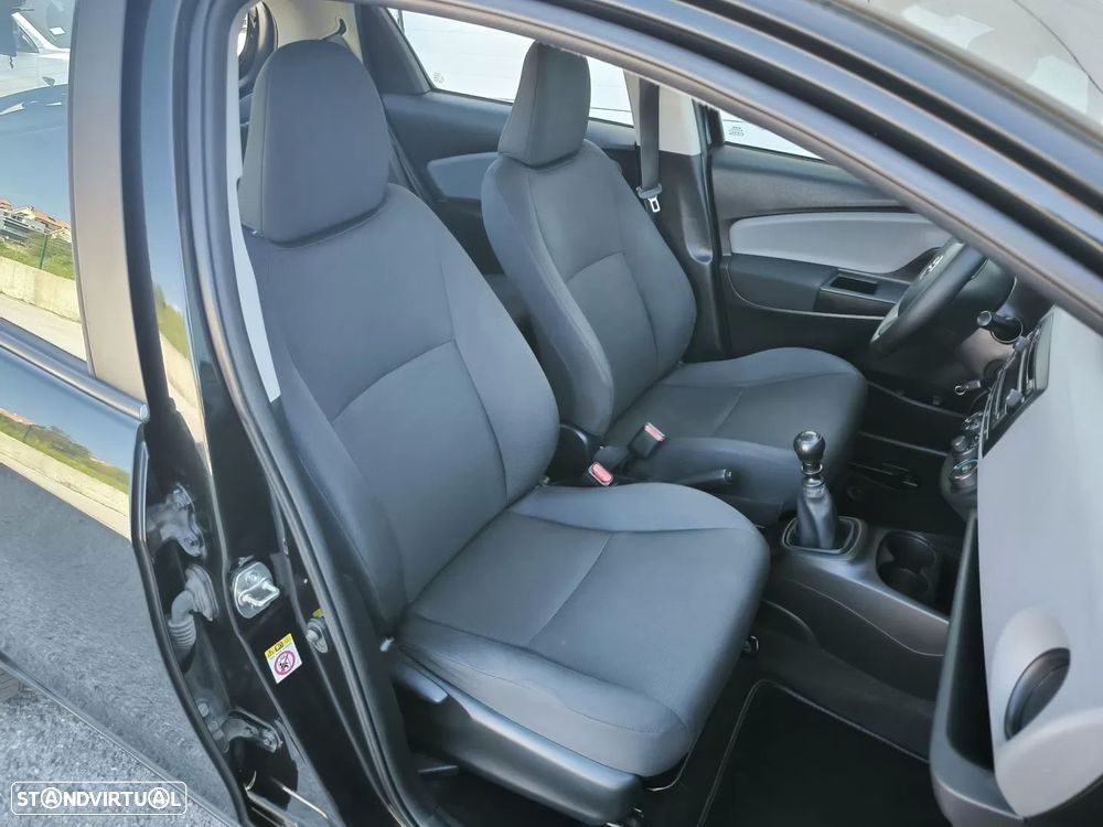 Toyota Yaris 1.4 D-4D ACtive+AC - 7