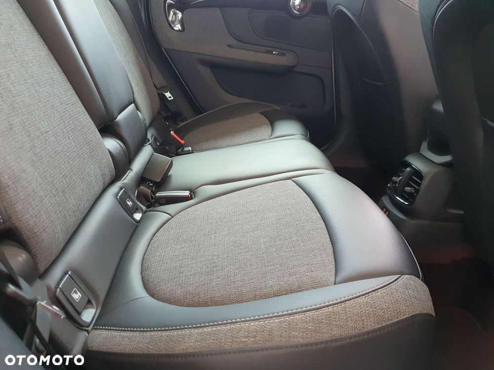 MINI Countryman Cooper Classic Trim - 26