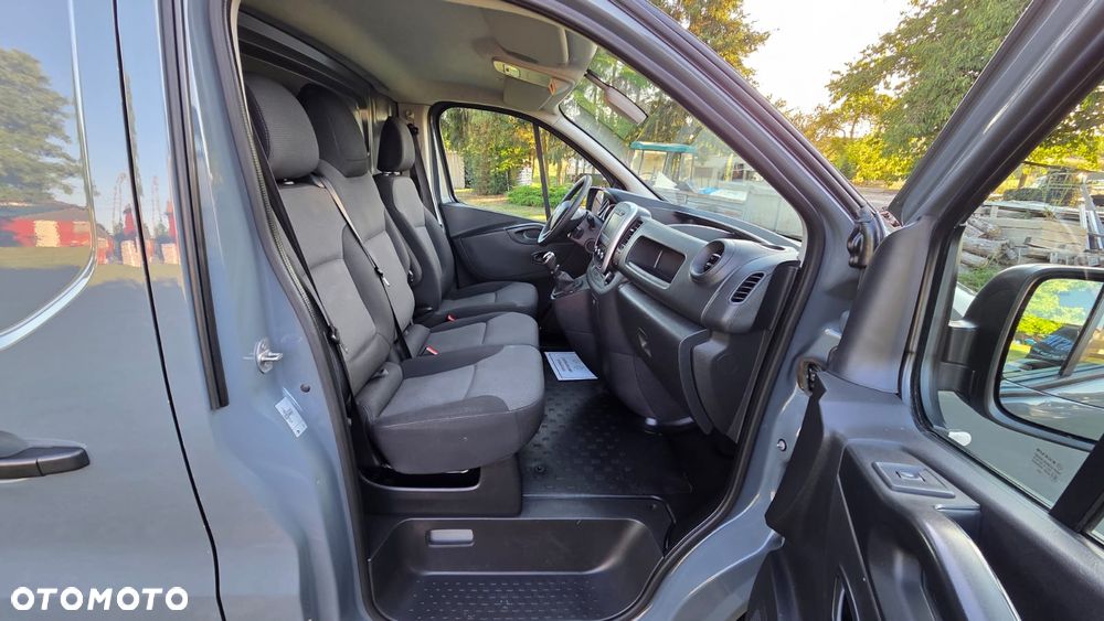 Renault Trafic - 10