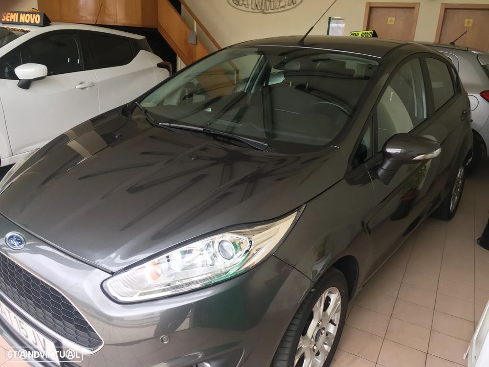 Ford Fiesta 1.0 Celebration - 16
