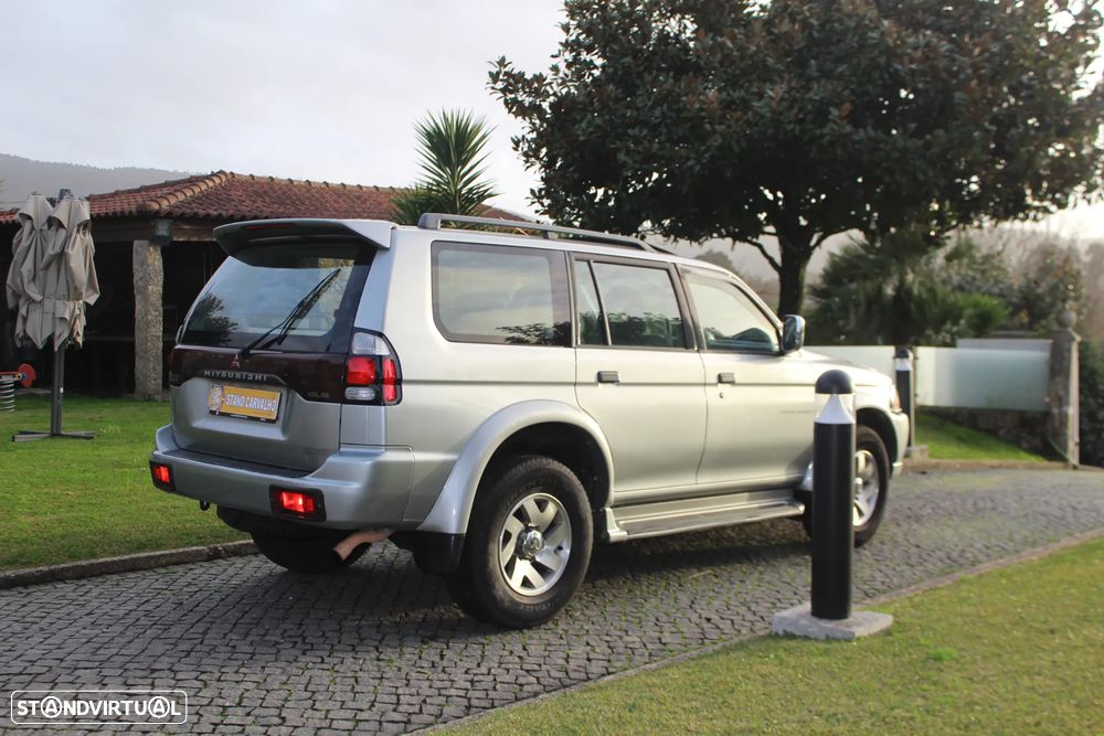 Mitsubishi Pajero Sport 2.5 TD GLS - 5