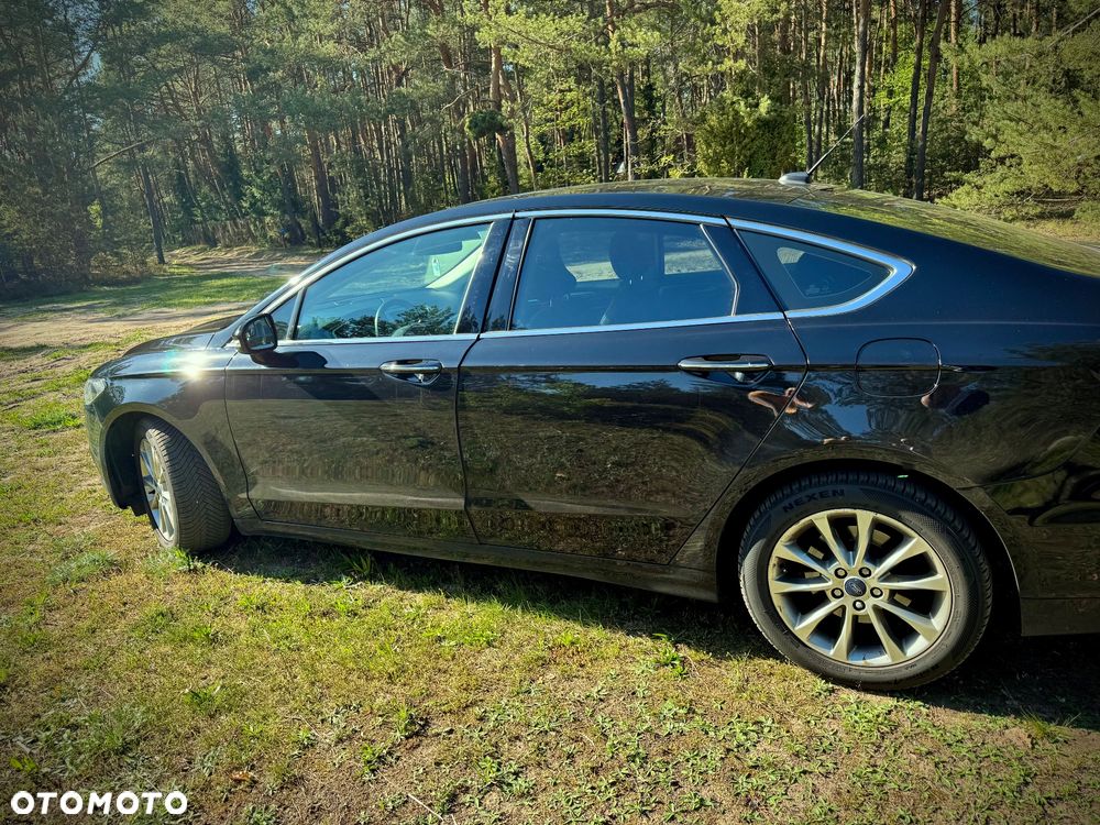 Ford Fusion - 3