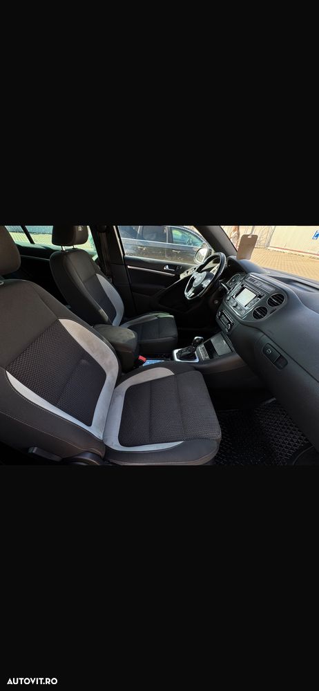 Volkswagen Tiguan 2.0 TDI 4Motion DSG Sport & Style - 8