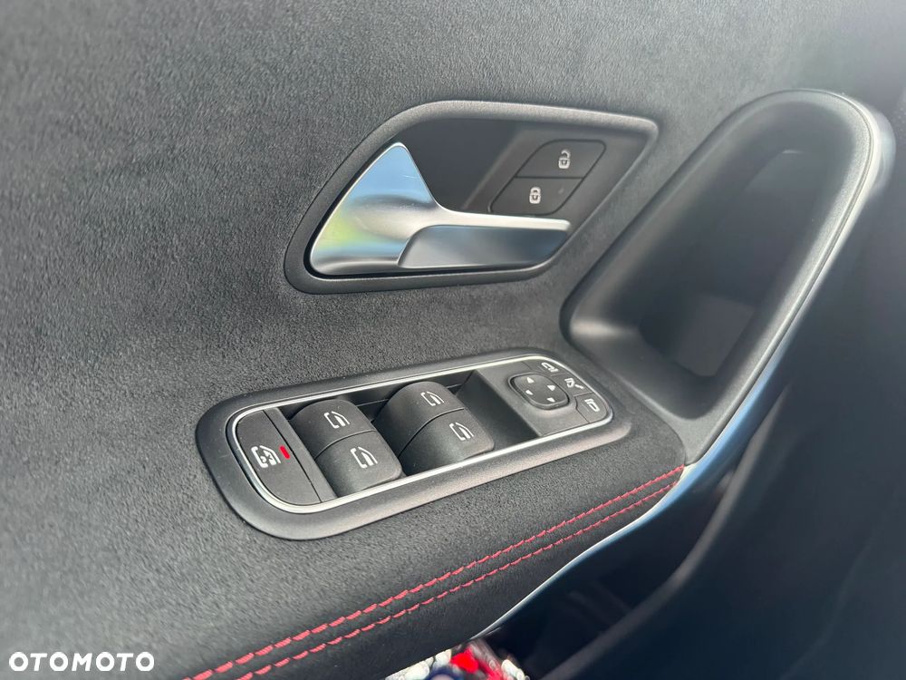 Mercedes-Benz Klasa A 35 AMG 4-Matic 8G-DCT - 20