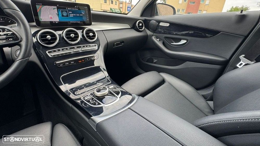 Mercedes-Benz C 300 - 16