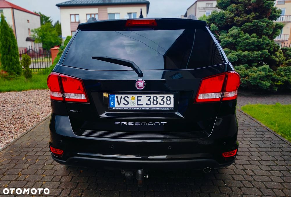 Fiat Freemont 2.0 Multijet Black Code AWD - 11