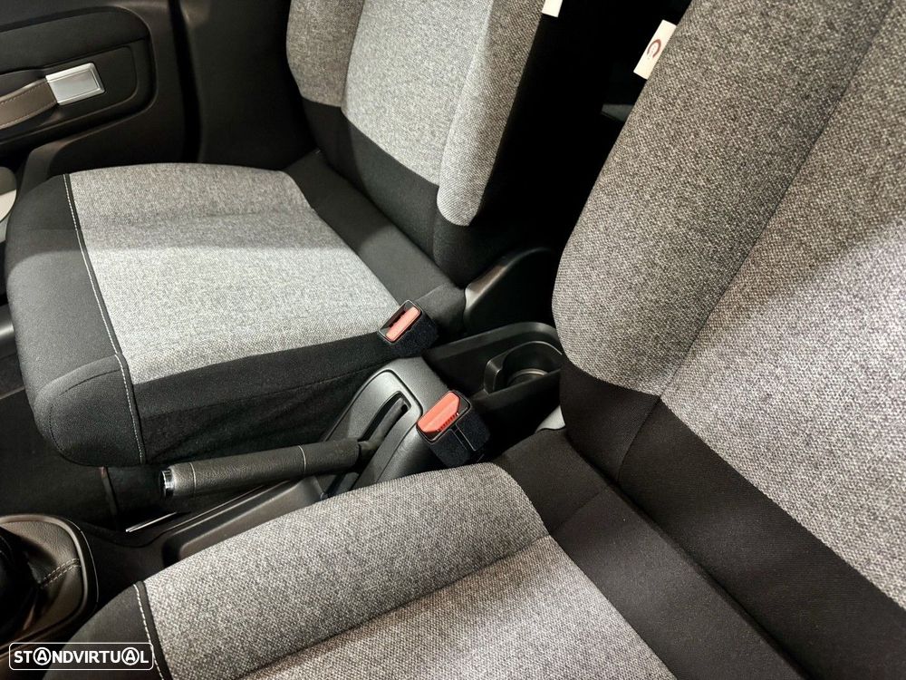 Citroën C3 1.2 PureTech C-Series - 24