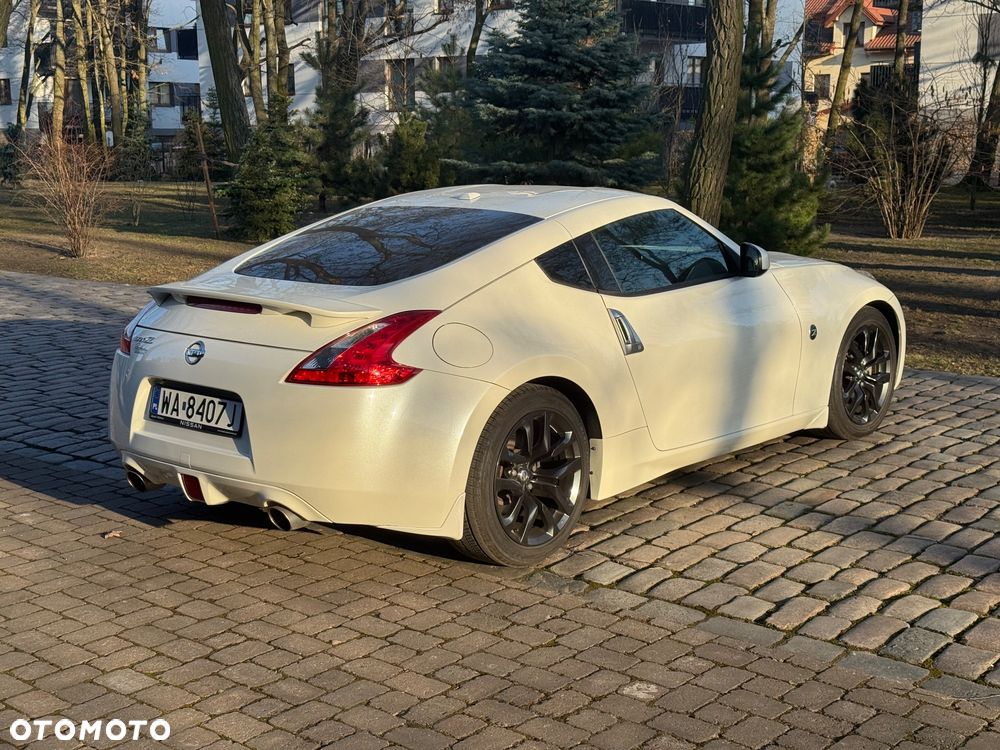 Nissan 370 Z - 3