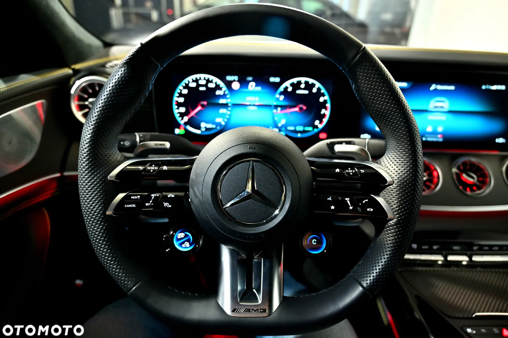 Mercedes-Benz AMG GT - 17