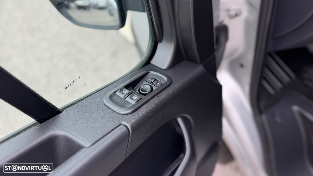 Renault Master 2.3 dCi L3 H2 Especial para Oficina - 33