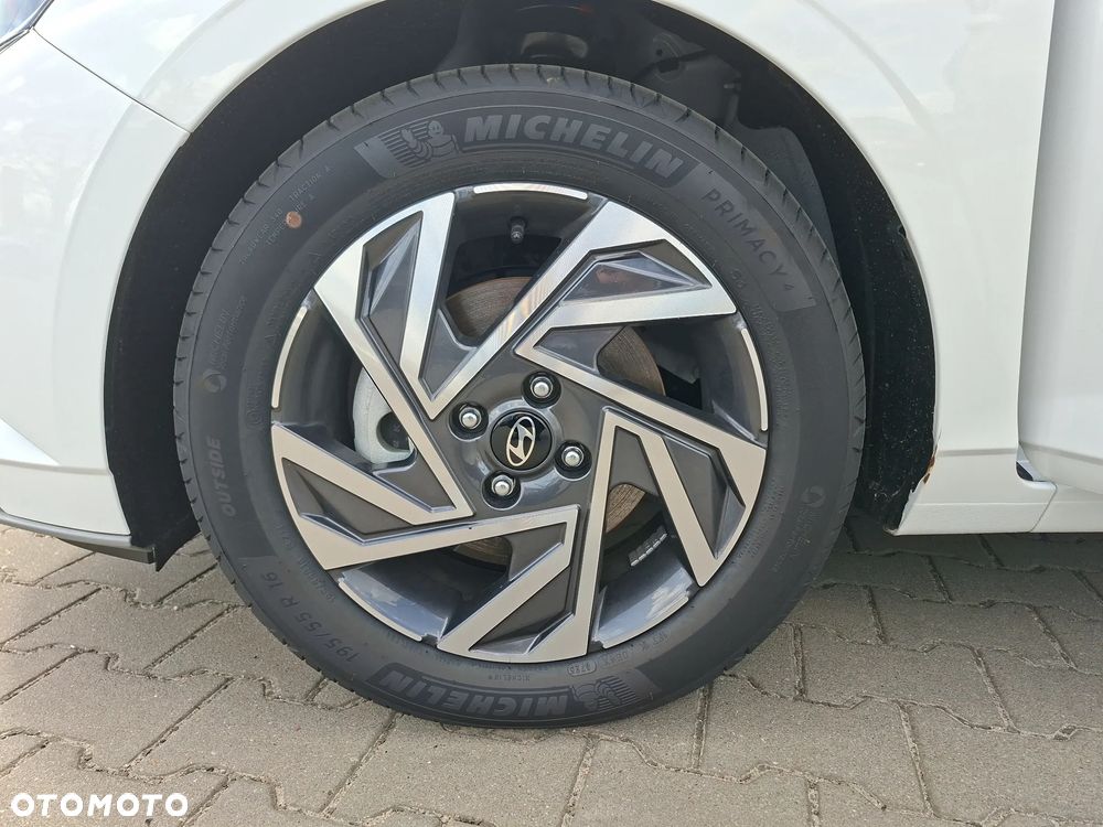 Hyundai i20 1.0 T-GDi Modern DCT - 17