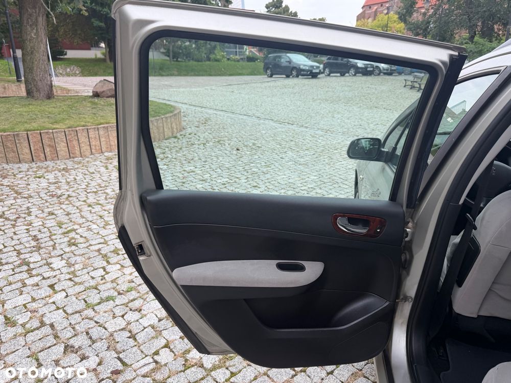 Peugeot 307 1.6 XT Premium - 26