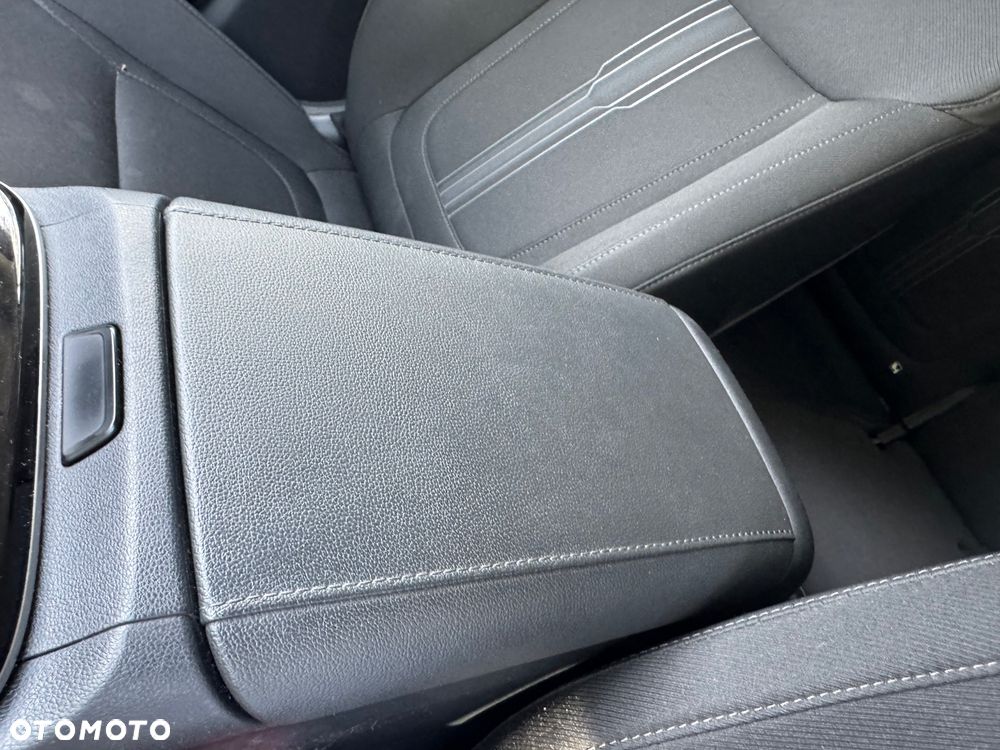 Hyundai Tucson 1.6 T-GDi HEV Platinum 2WD - 27