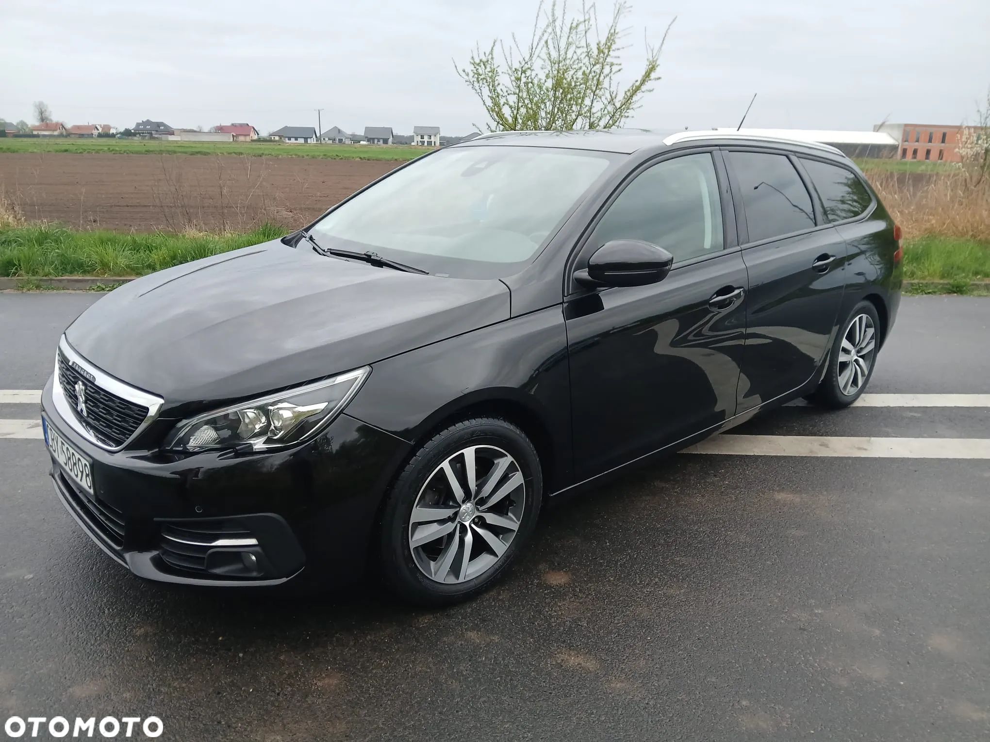 Peugeot 308 - 1