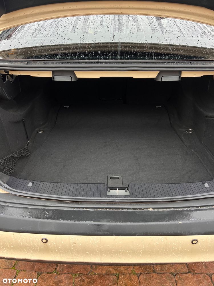 Mercedes-Benz Klasa E 200 BlueTEC 7G-TRONIC Elegance - 15