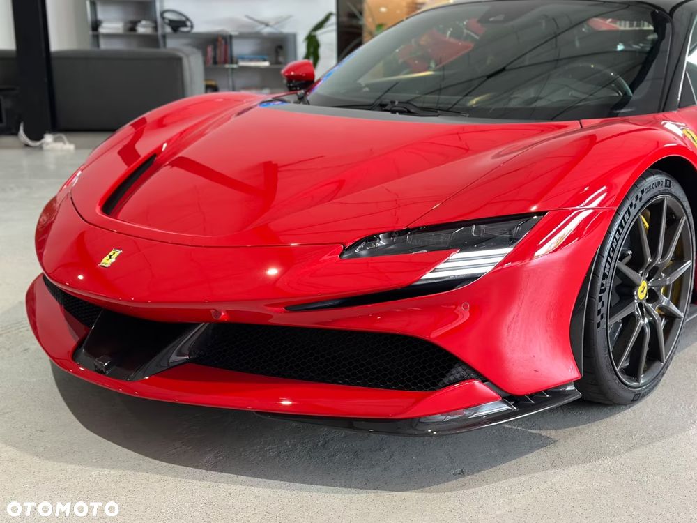 Ferrari SF90 Stradale - 4