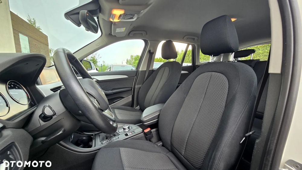 BMW X1 sDrive18i Business Edition - 21