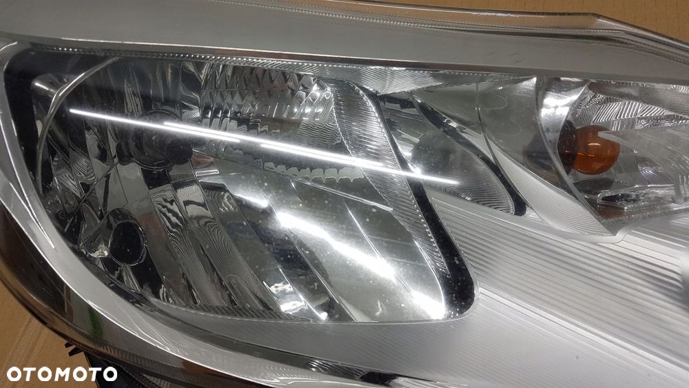 LAMPA PRZÓD PRAWA NISSAN NOTE E12 12-16 EUROPA - 8