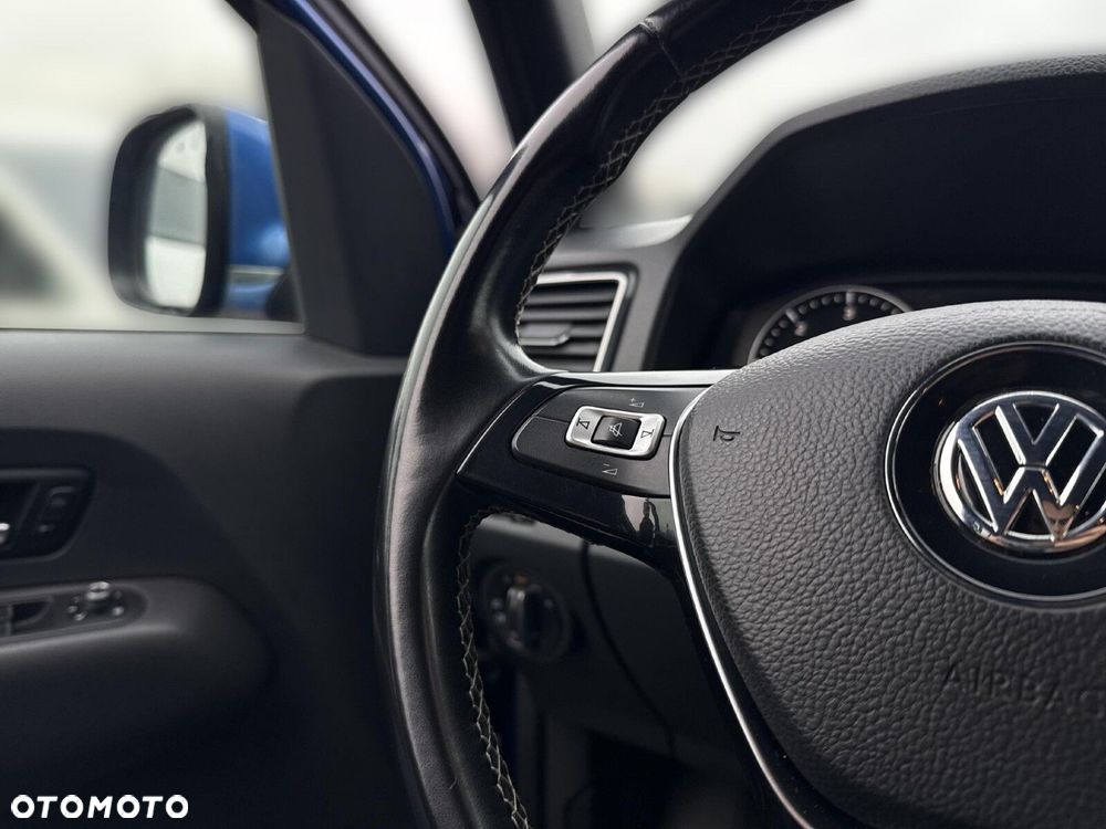 Volkswagen Amarok - 17