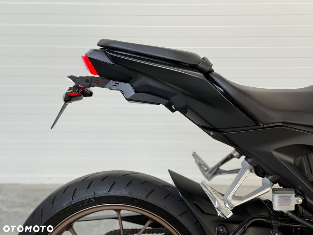 Honda CB - 19