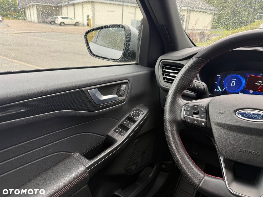 Ford Kuga - 16