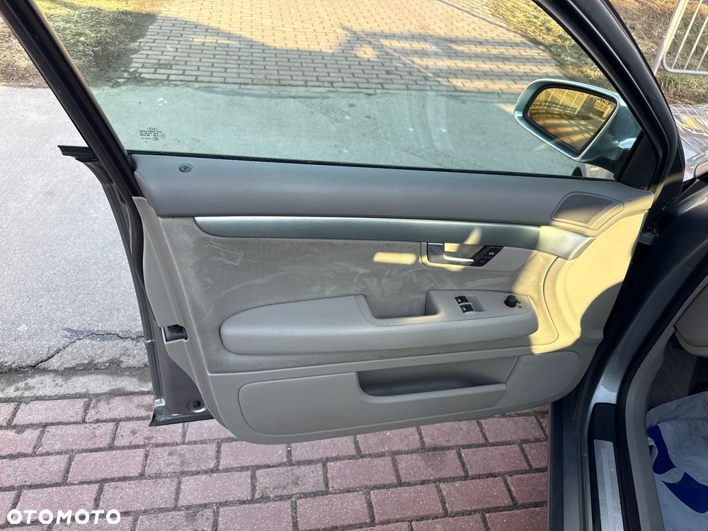 Audi A4 Avant 1.8T Quattro - 9