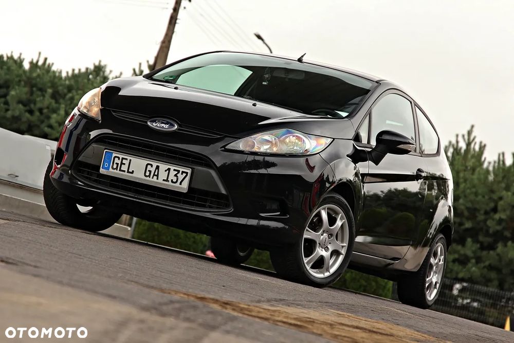 Ford Fiesta 1.25 Ambiente - 2