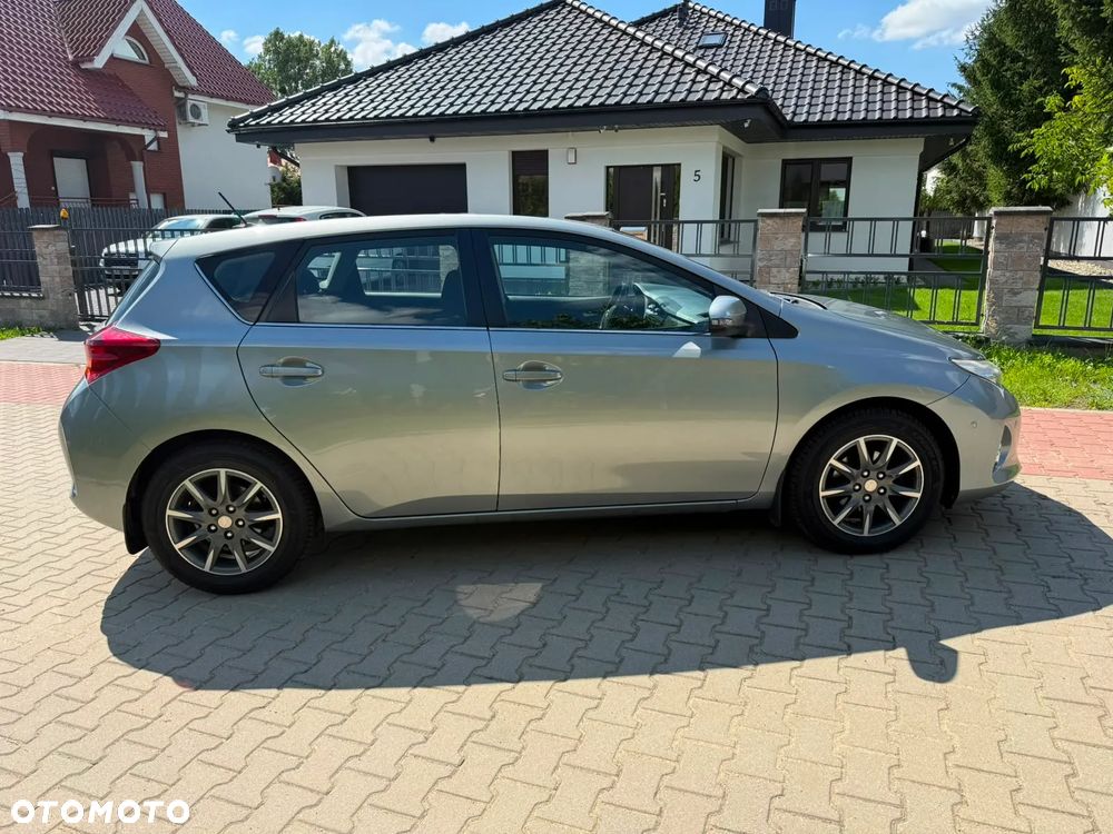 Toyota Auris - 3