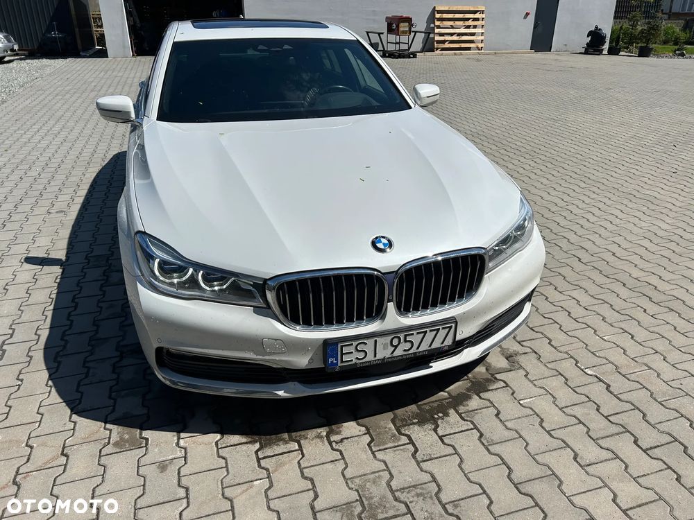 BMW Seria 7 740d xDrive - 6